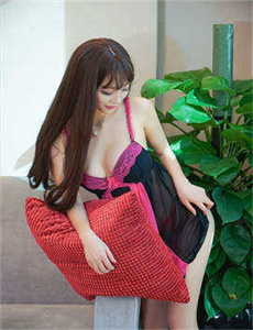 《三男一女群交真实口述》